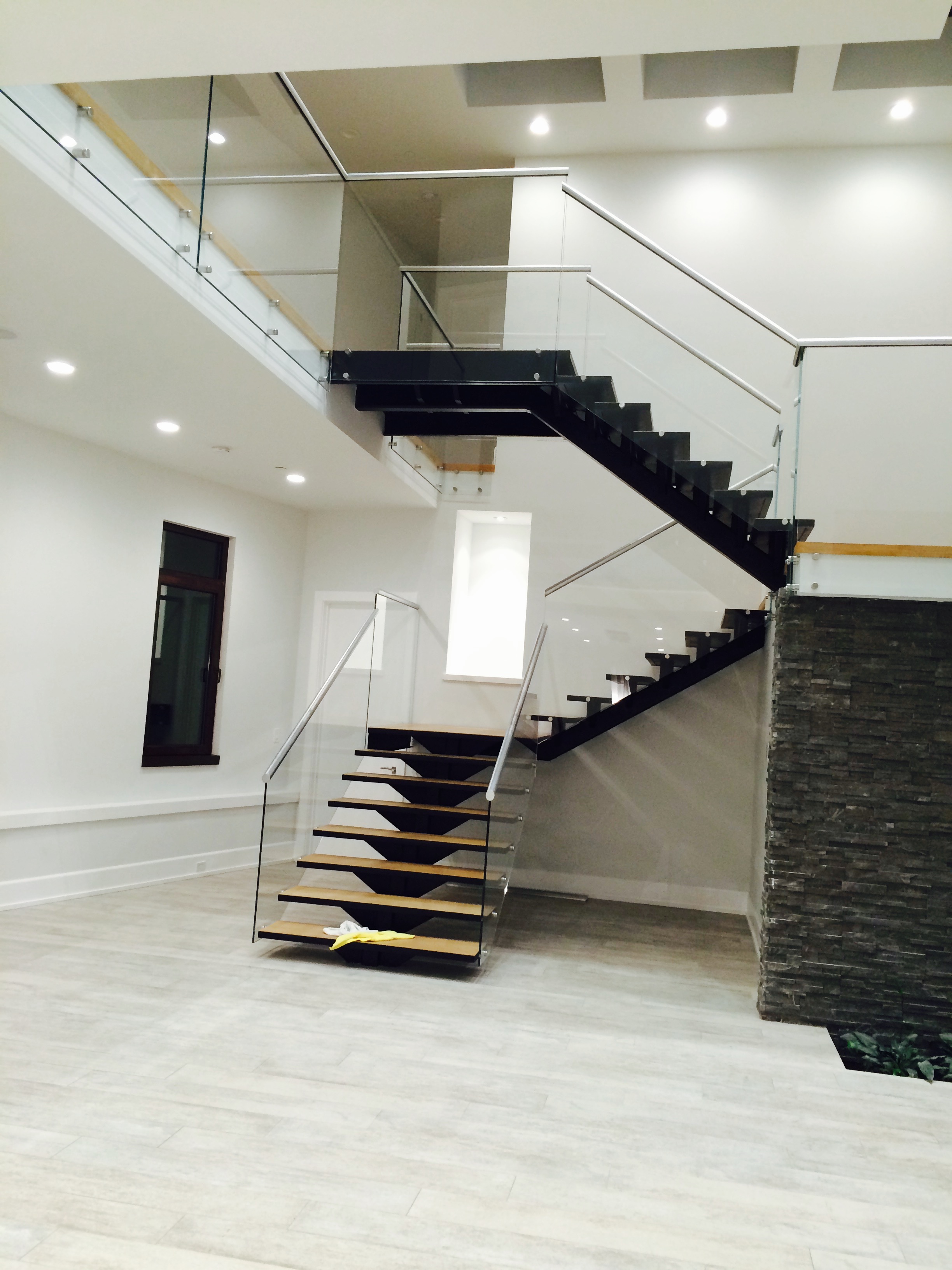 Kitchen after post-renovation cleaning in Redwood City — dust-free surfaces