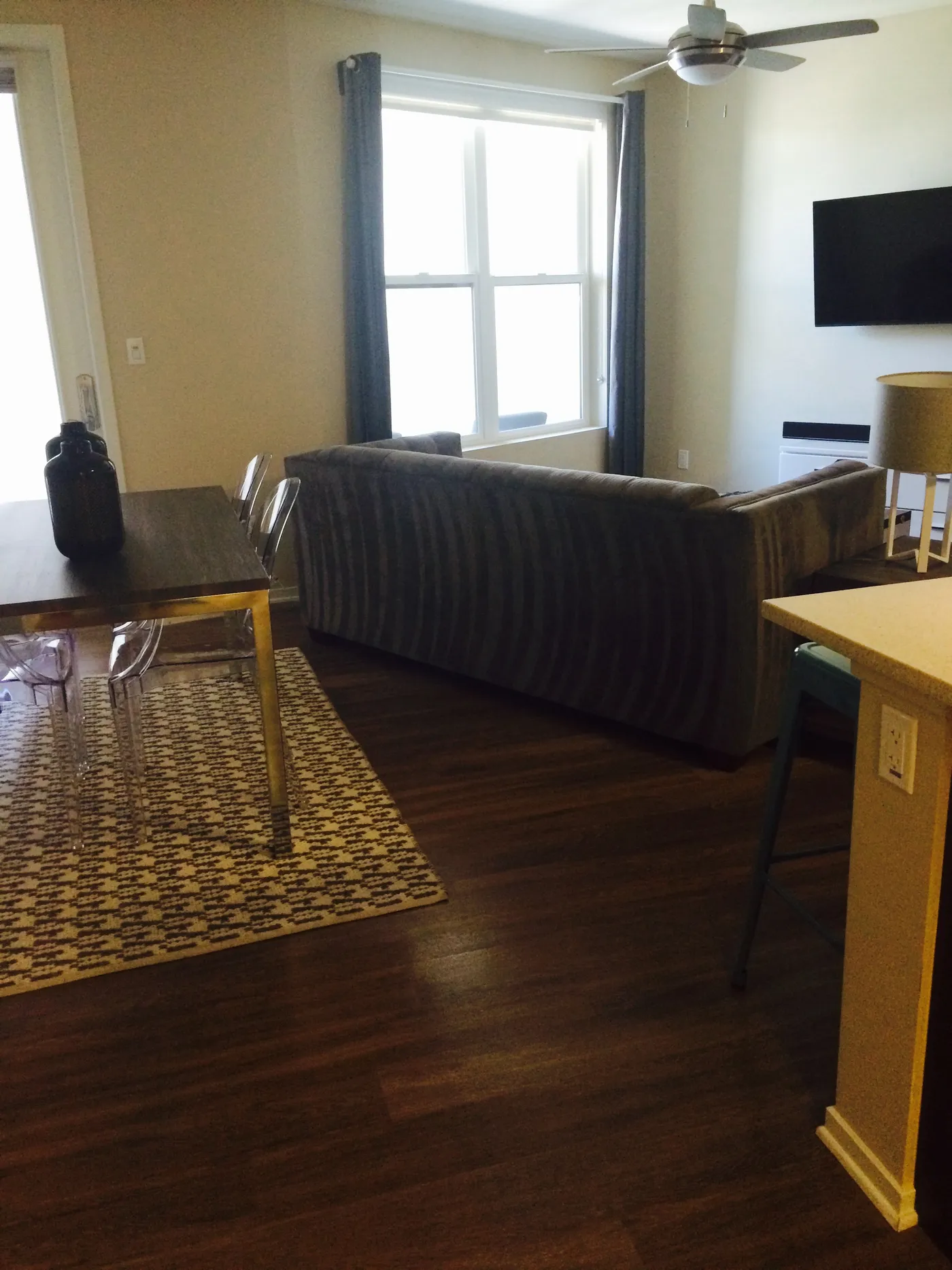 Airbnb rental property turnover cleaning — guest-ready in Palo Alto