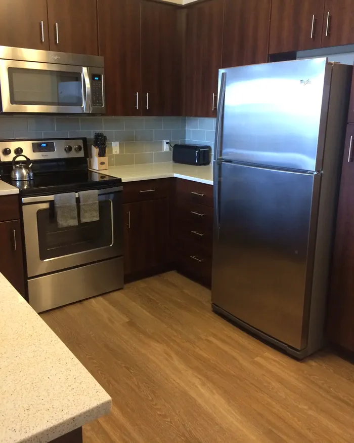 Spotless kitchen after a house cleaning by White Flowers Cleaning Services in Menlo Park